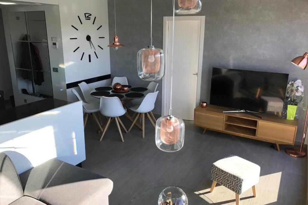 Sun Terrace Apartment Torrevieja Eksteriør bilde