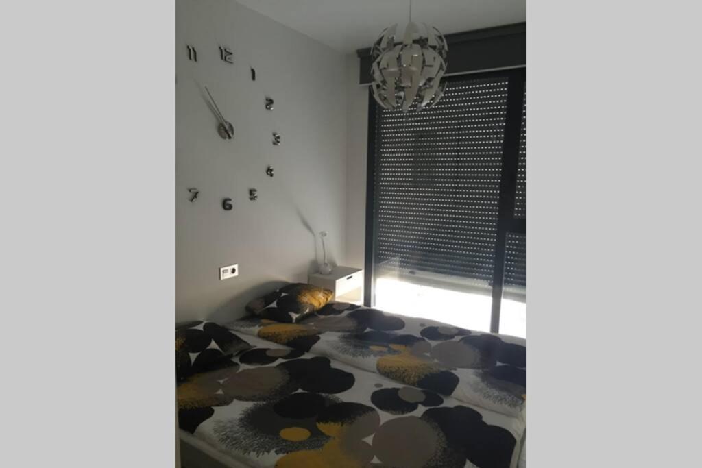 Sun Terrace Apartment Torrevieja Eksteriør bilde