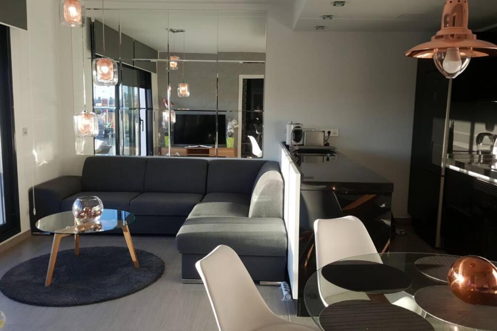 Sun Terrace Apartment Torrevieja Eksteriør bilde