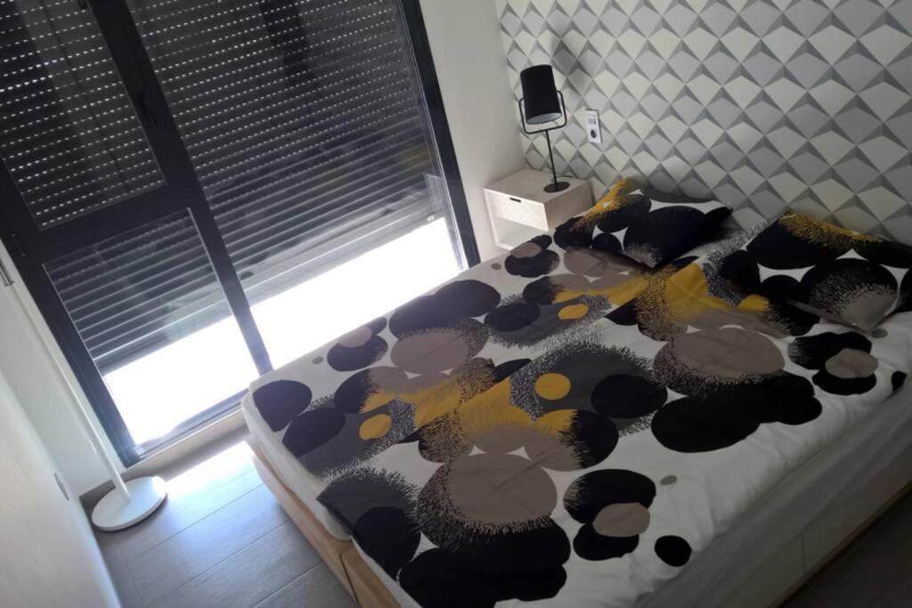 Sun Terrace Apartment Torrevieja Eksteriør bilde